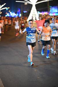 BIB: 43601, 038, 20483
                            <button type="button" onclick="openModal(23198782)" class="btn btn-primary btn-sm float-right btn-popup" data-toggle="modal" data-target=".modal-high-quality">
                        <i class="fas fa-shopping-cart"></i> Add to Cart
                    </button>
                                            <button type="button" onclick="isThisMe(23198782, true)" class="btn btn-success btn-sm float-right btn-popup btn-isme hidden" data-toggle="tooltip" data-placement="bottom" title="นี่คือรูปของคุณใช่ไหม คลิกที่นี่เพื่อเอาเข้าอัลบั้ม">
                        <i class="fas fa-plus"></i> Add to album
                    </button>
                    <button type="button" onclick="isThisMe(23198782, false)" class="btn btn-warning btn-sm float-right btn-popup btn-isnotme hidden">
                        <i class="fas fa-ban"></i> Remove from album
                    </button>